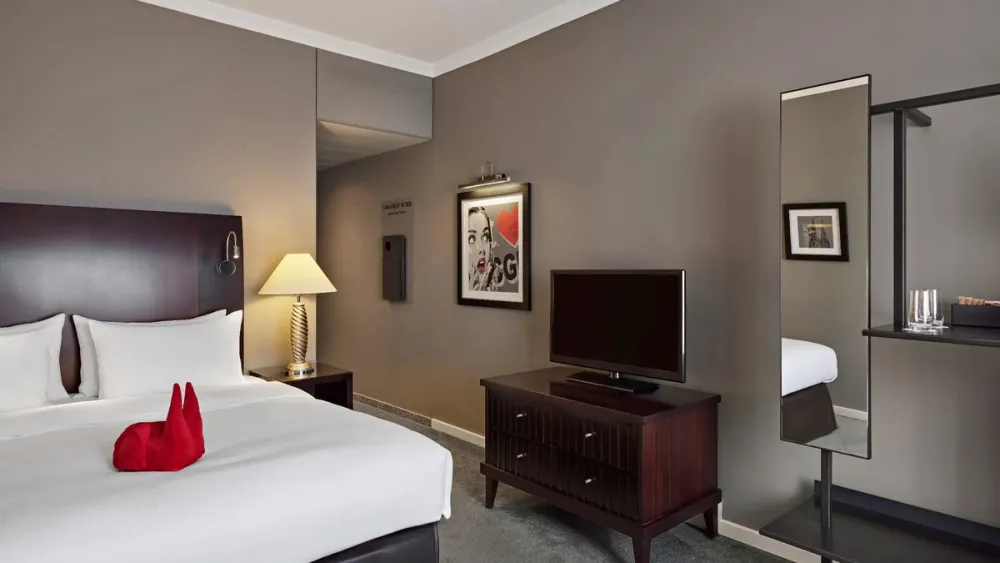 Lindner Hotel Cologne City Plaza - JDV by Hyatt, Zimmer